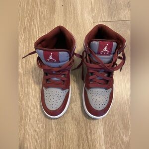 Big Kid's Jordan 1 Mid Cherrywood Red/White (DQ8423 615) - 5.5